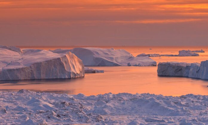 Greenland: Es yang Retak, Dunia yang Diperebutkan